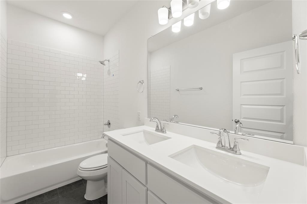 541 San Angelo Drive Property Photo 6