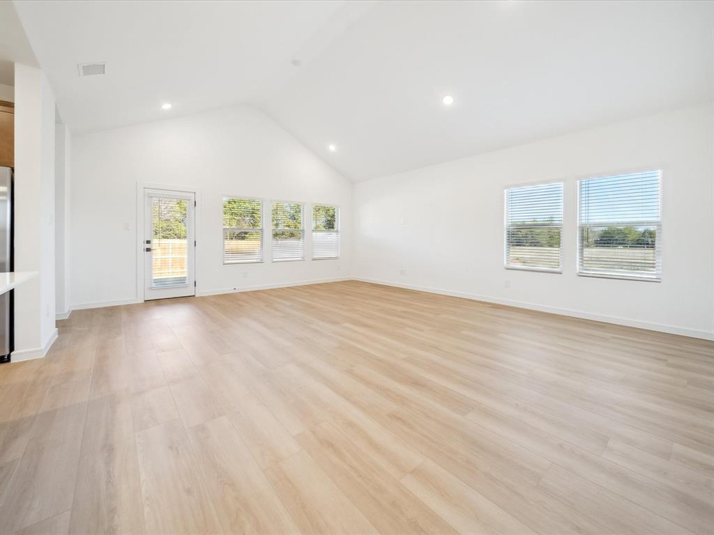 1258 Champlain Way Property Photo 11