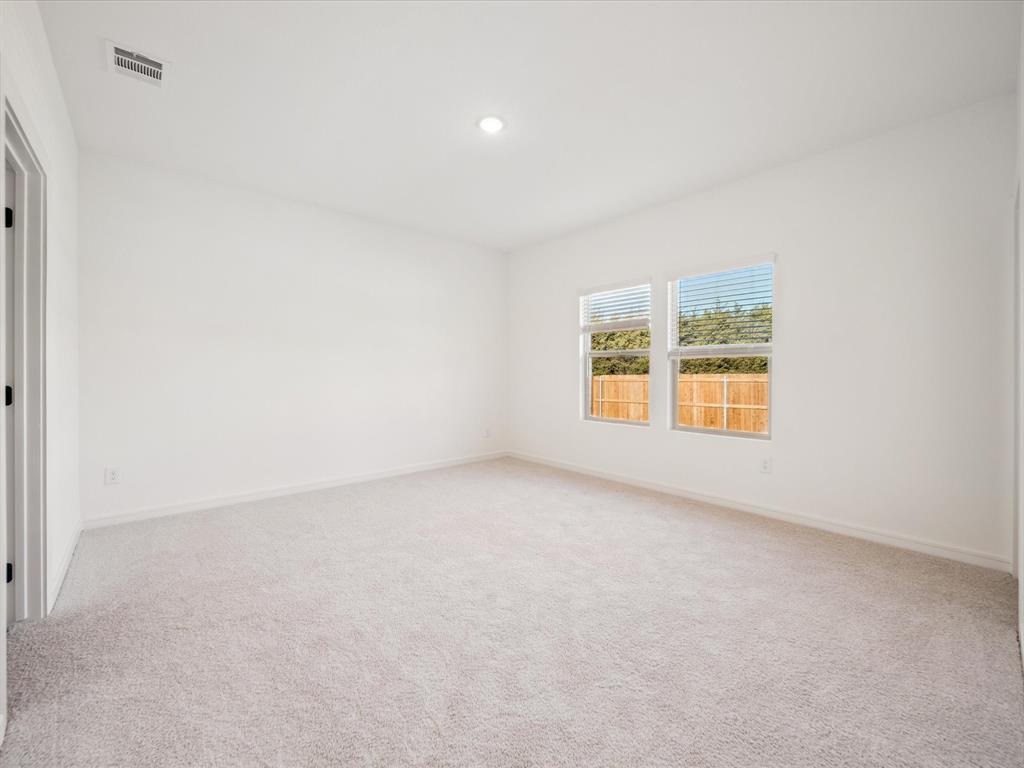 1258 Champlain Way Property Photo 19