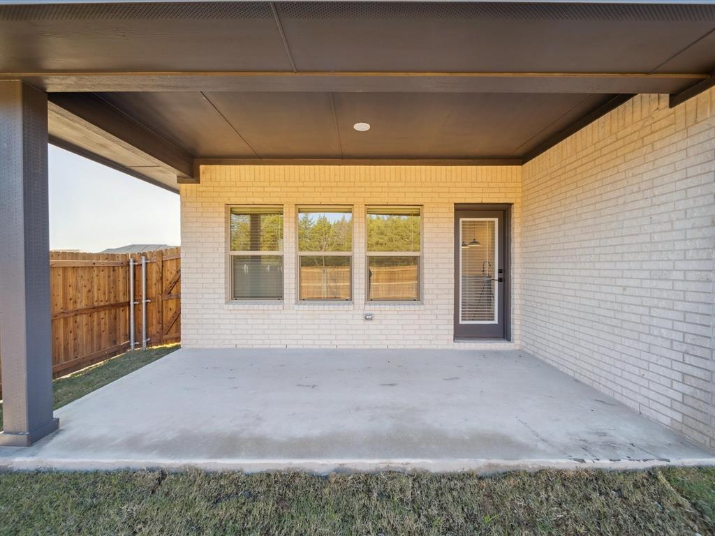 1258 Champlain Way Property Photo 22