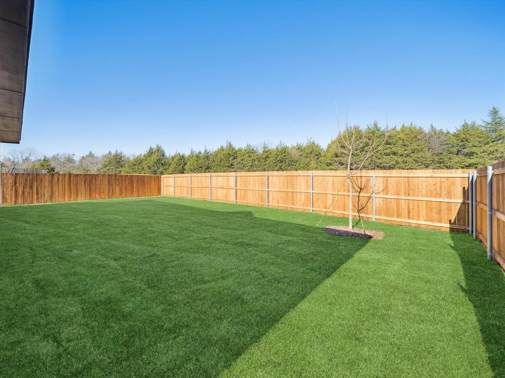 1258 Champlain Way Property Photo 23