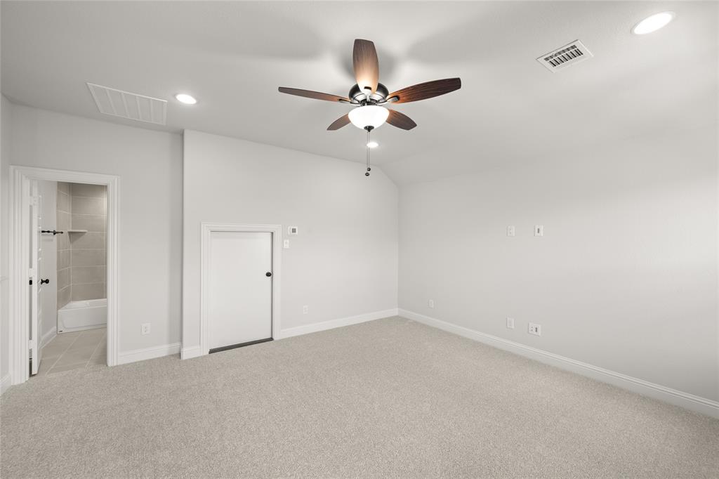 3270 Arbor Grove Trail Property Photo 8