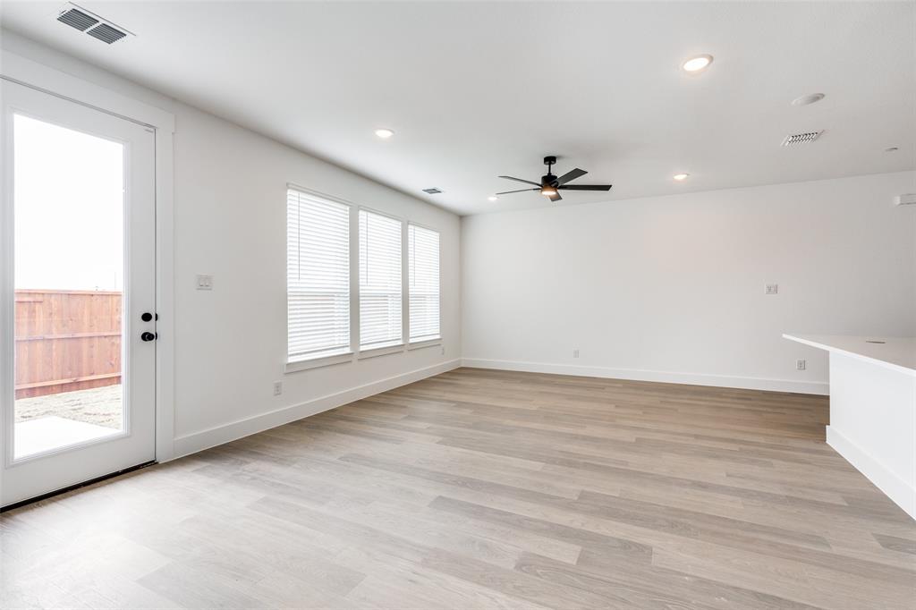3249 Rustic Creek Property Photo 9