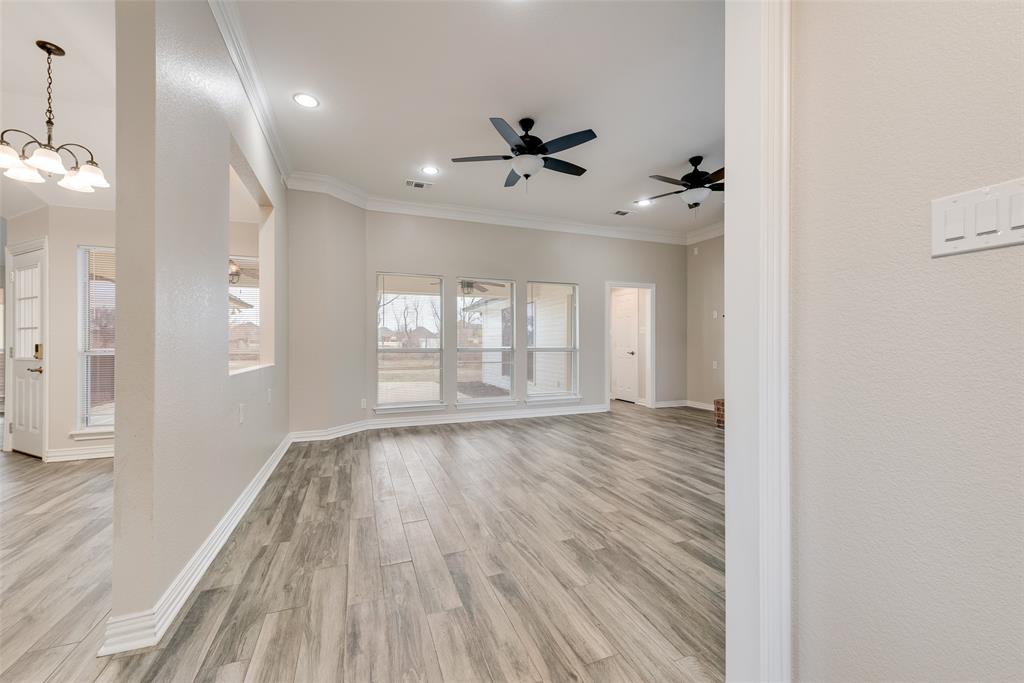 10283 Helms Trail Property Photo 9