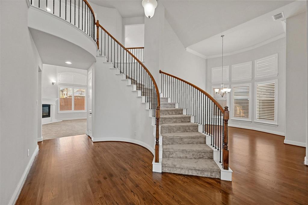 4717 Antebellum Lane Property Photo 5