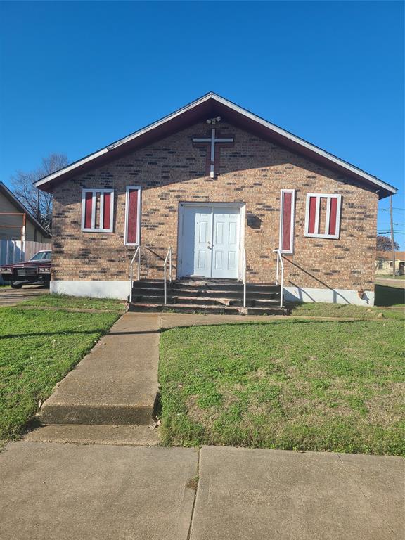 2401 Ramsey Avenue Property Photo 1