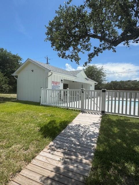 141 Breezeway Drive Property Photo 8