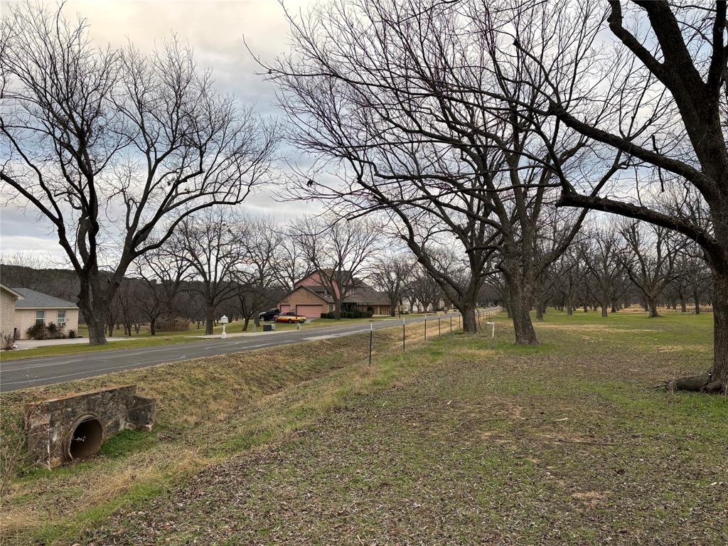 8405 Ravenswood Property Photo 7