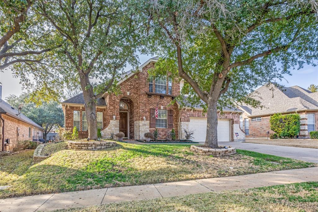 2204 Fleming Drive Property Photo 2