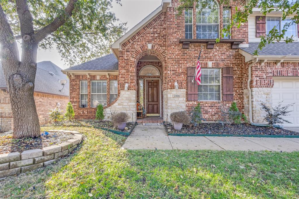 2204 Fleming Drive Property Photo 3