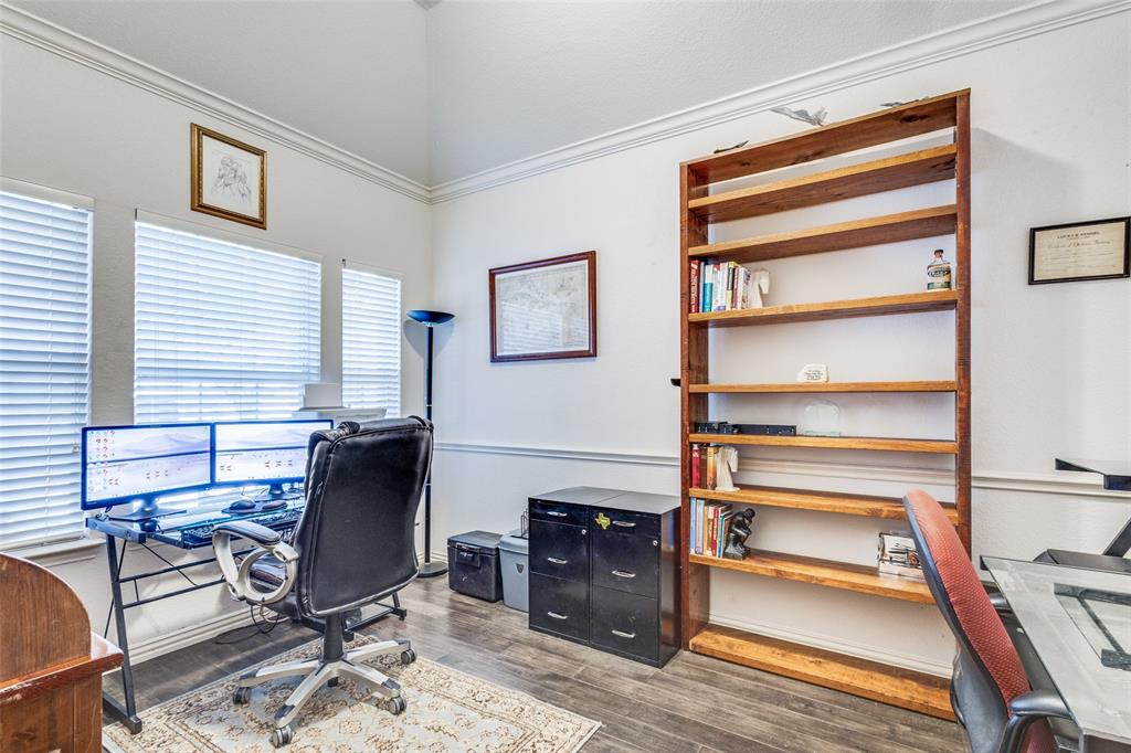 2204 Fleming Drive Property Photo 12