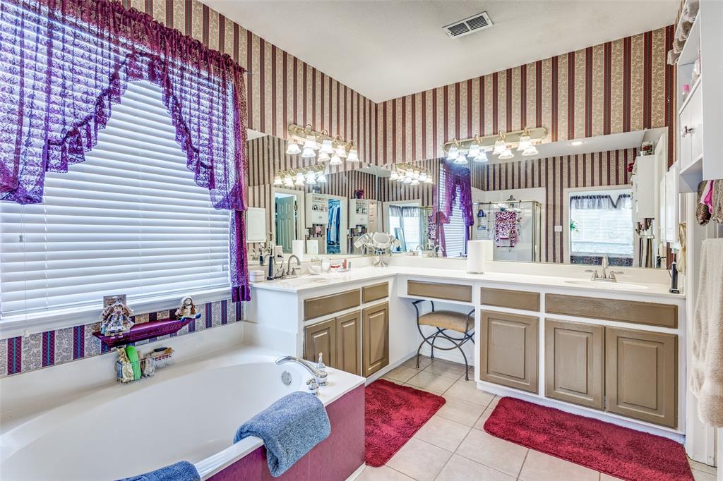 2204 Fleming Drive Property Photo 15