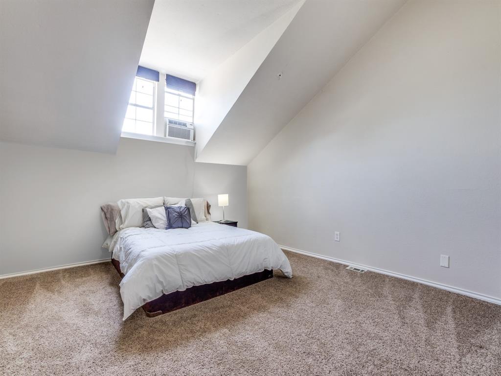 5565 Preston Oaks Road Property Photo 20