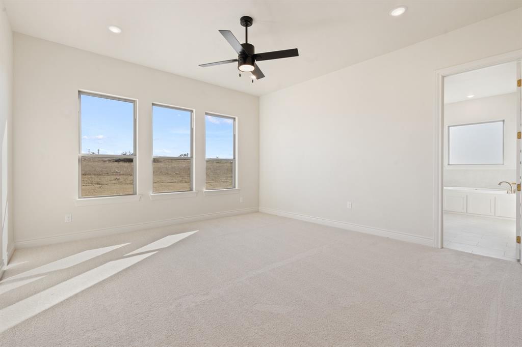 412 Collum View Property Photo 13