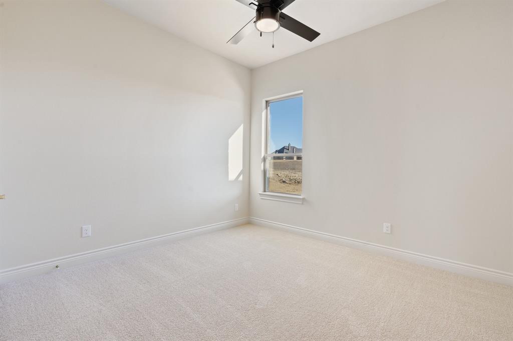 412 Collum View Property Photo 22