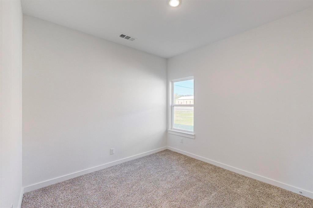 1114 E 11th Avenue Property Photo 28