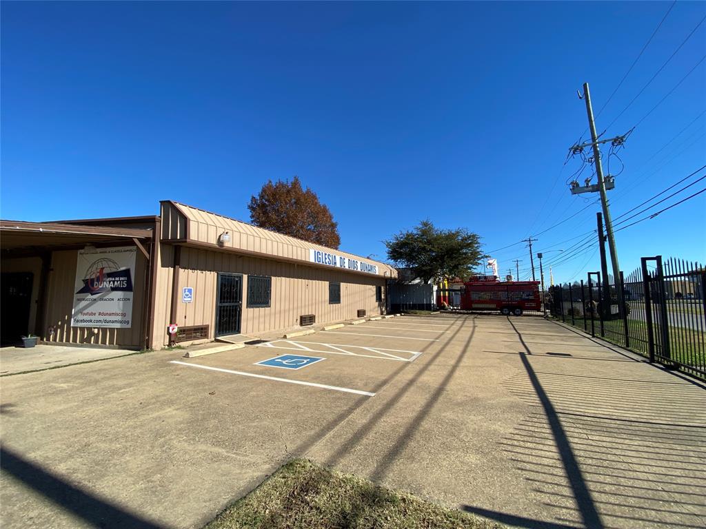 7041 Military Parkway Property Photo 1