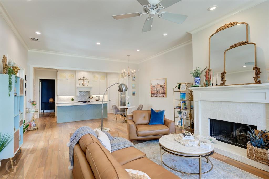 2009 Woodberry Avenue Property Photo 1
