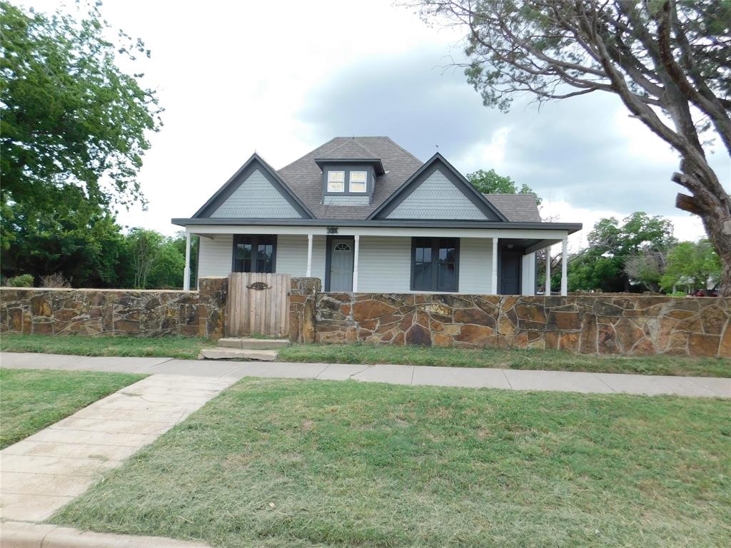 700 Kentucky Street Property Photo 1