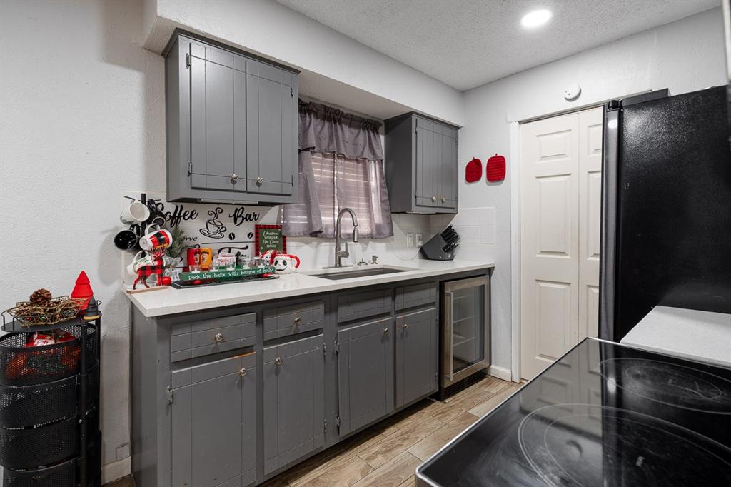 12416 Spring Branch Drive Property Photo 4