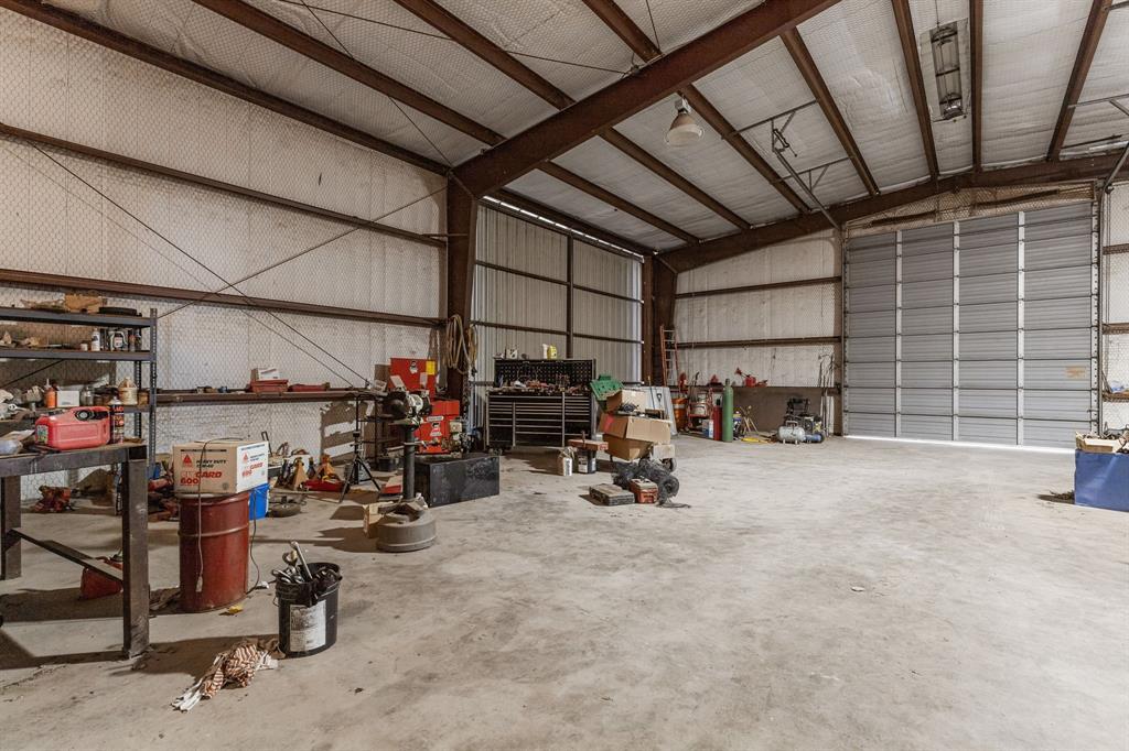 261 E Industrial Boulevard Property Photo 14