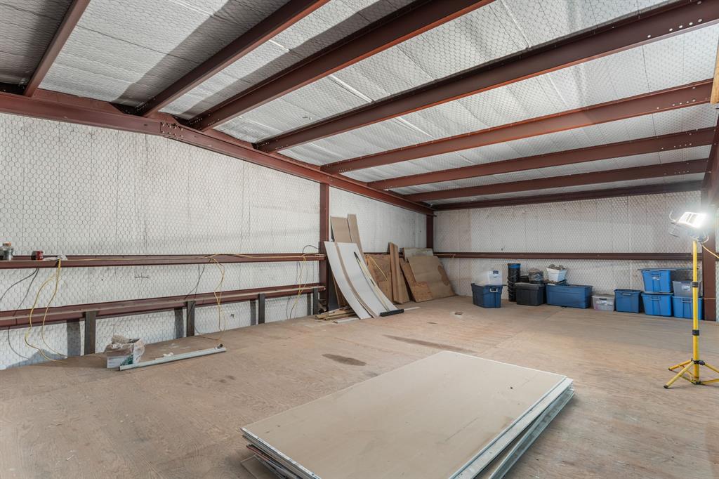 261 E Industrial Boulevard Property Photo 21