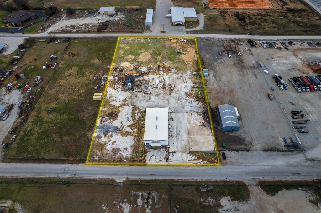 261 E Industrial Boulevard Property Photo 39