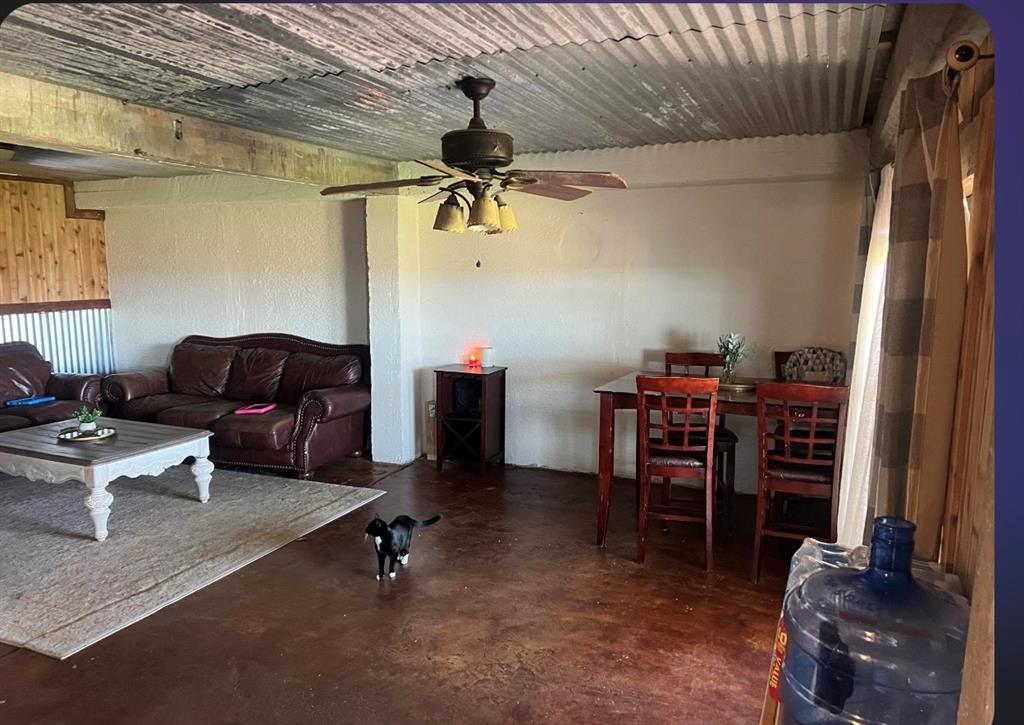 3166 County Road 191 Property Photo 4