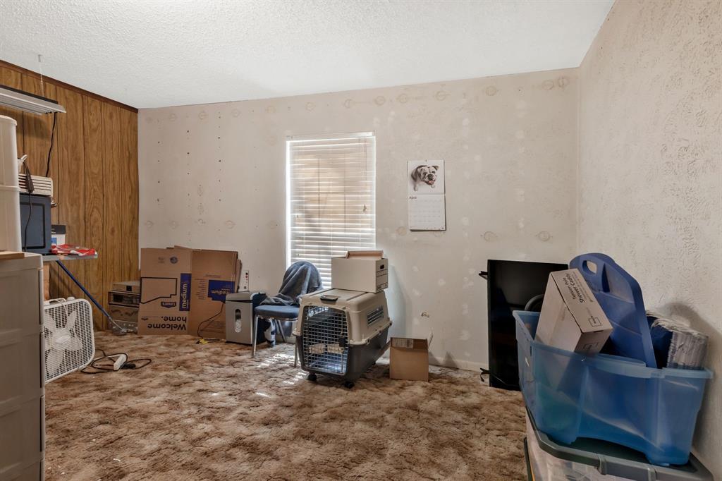 990 County Road 4371 Property Photo 15