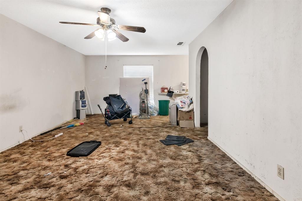 990 County Road 4371 Property Photo 17