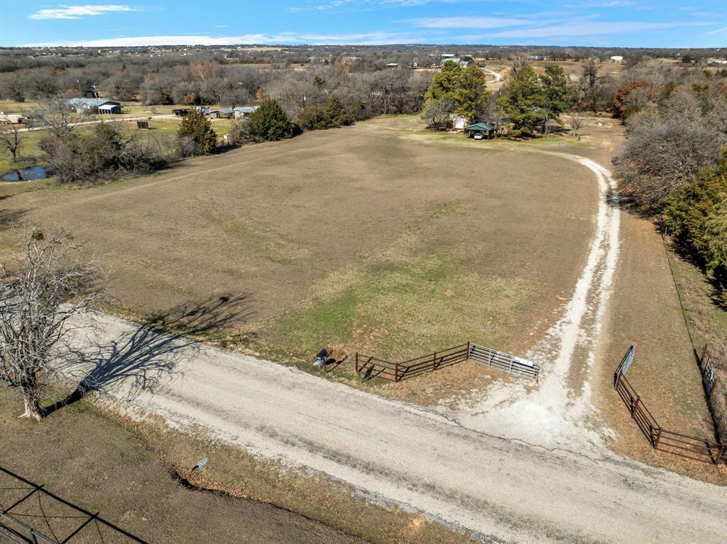990 County Road 4371 Property Photo 28