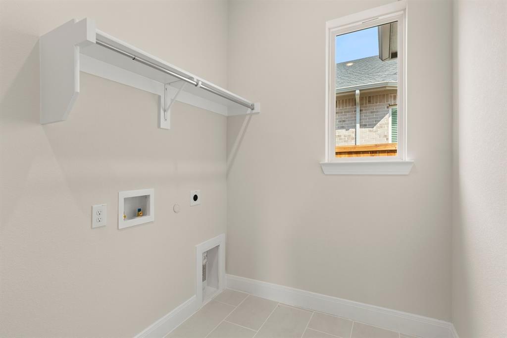 2508 Grinnel Drive Property Photo 4