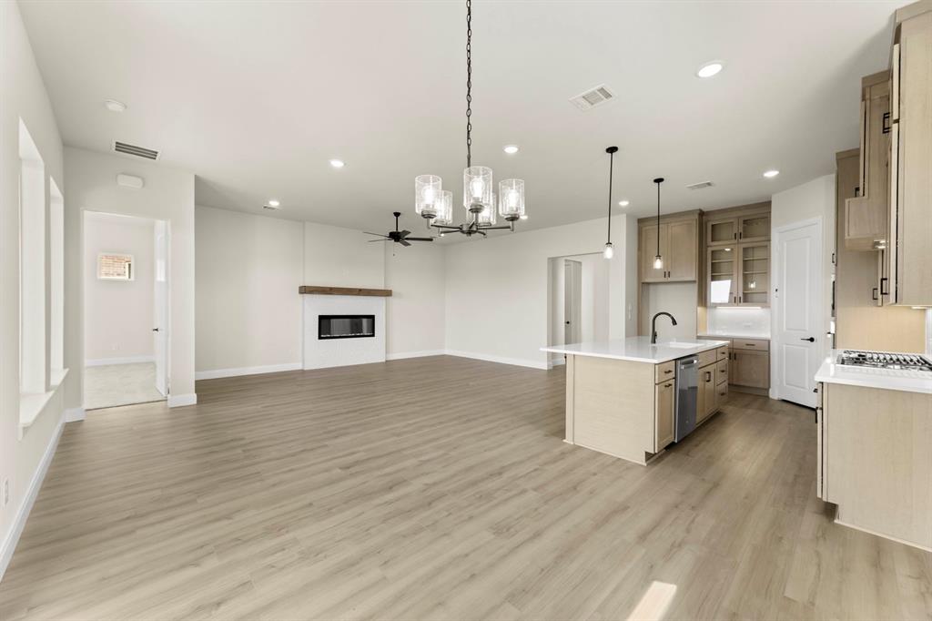 2508 Grinnel Drive Property Photo 10