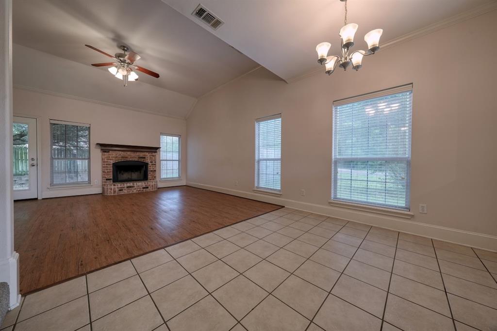 101 Charles Drive Property Photo 4