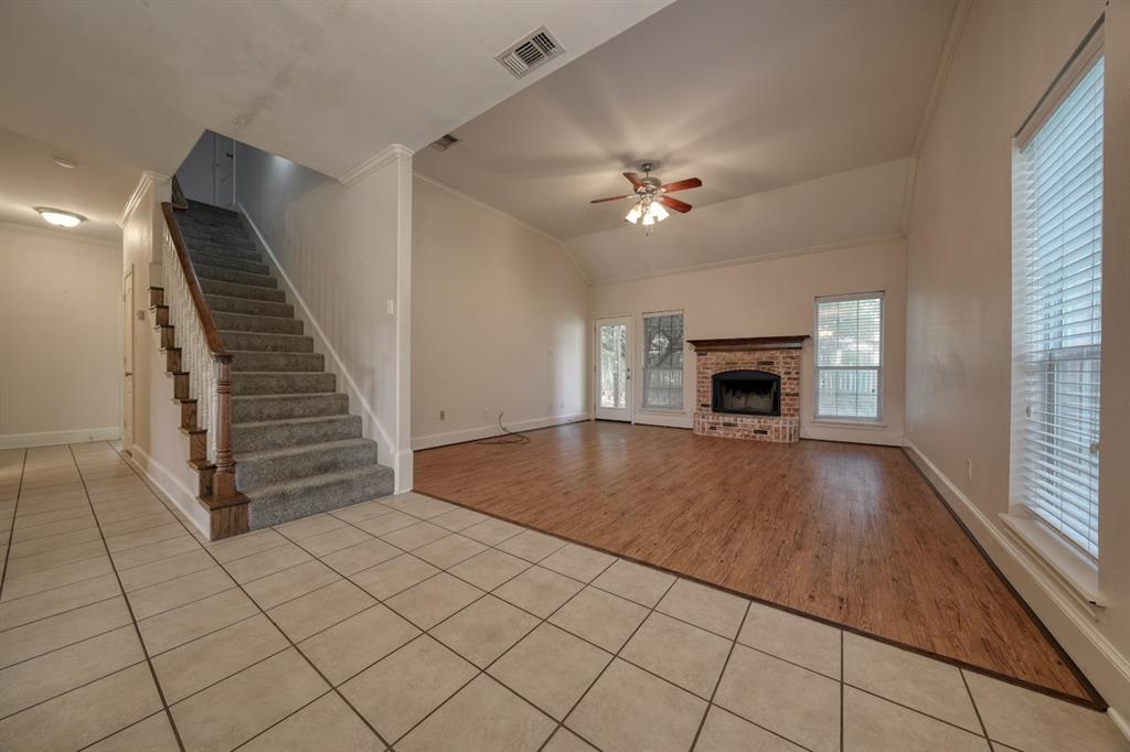 101 Charles Drive Property Photo 5
