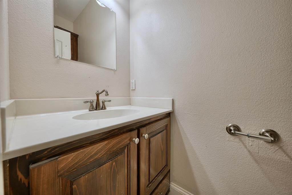 101 Charles Drive Property Photo 16