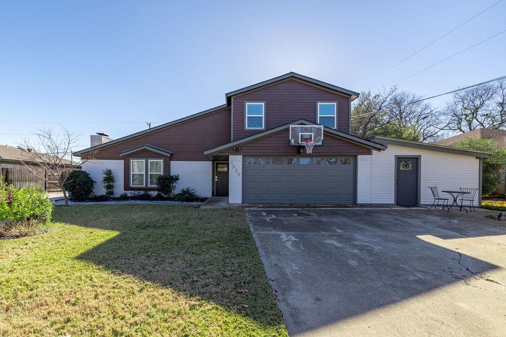 1225 Mockingbird Drive Property Photo