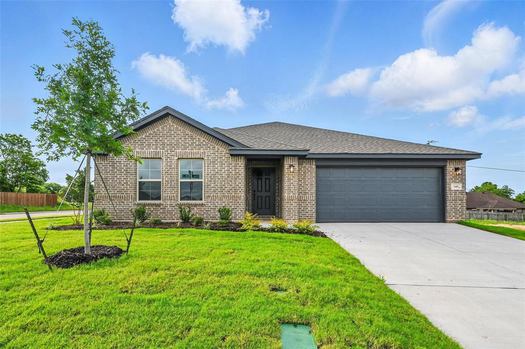 1401 Quail Creek Drive Property Photo 1