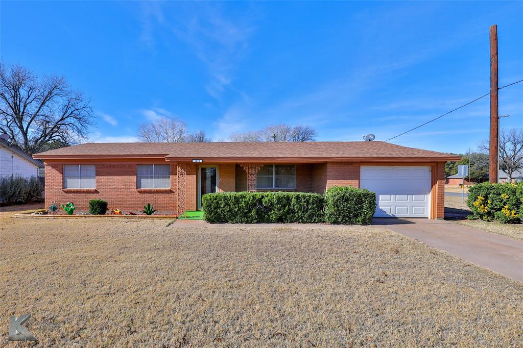 1415 N Avenue L Property Photo