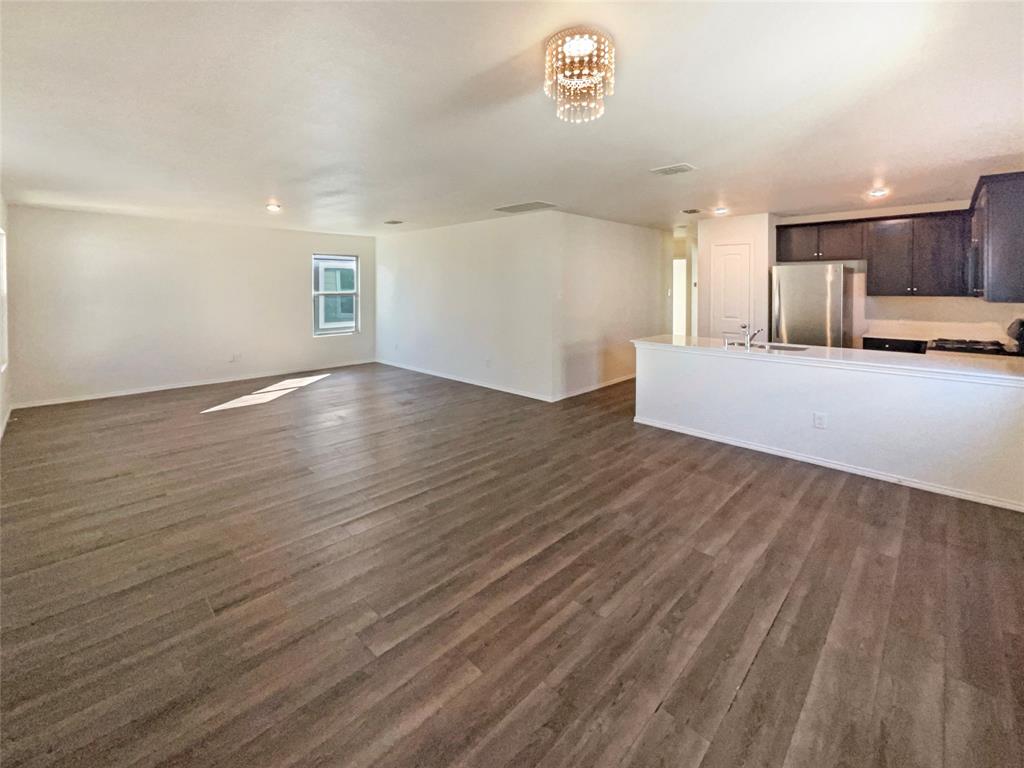 1619 Daunton Drive Property Photo 9