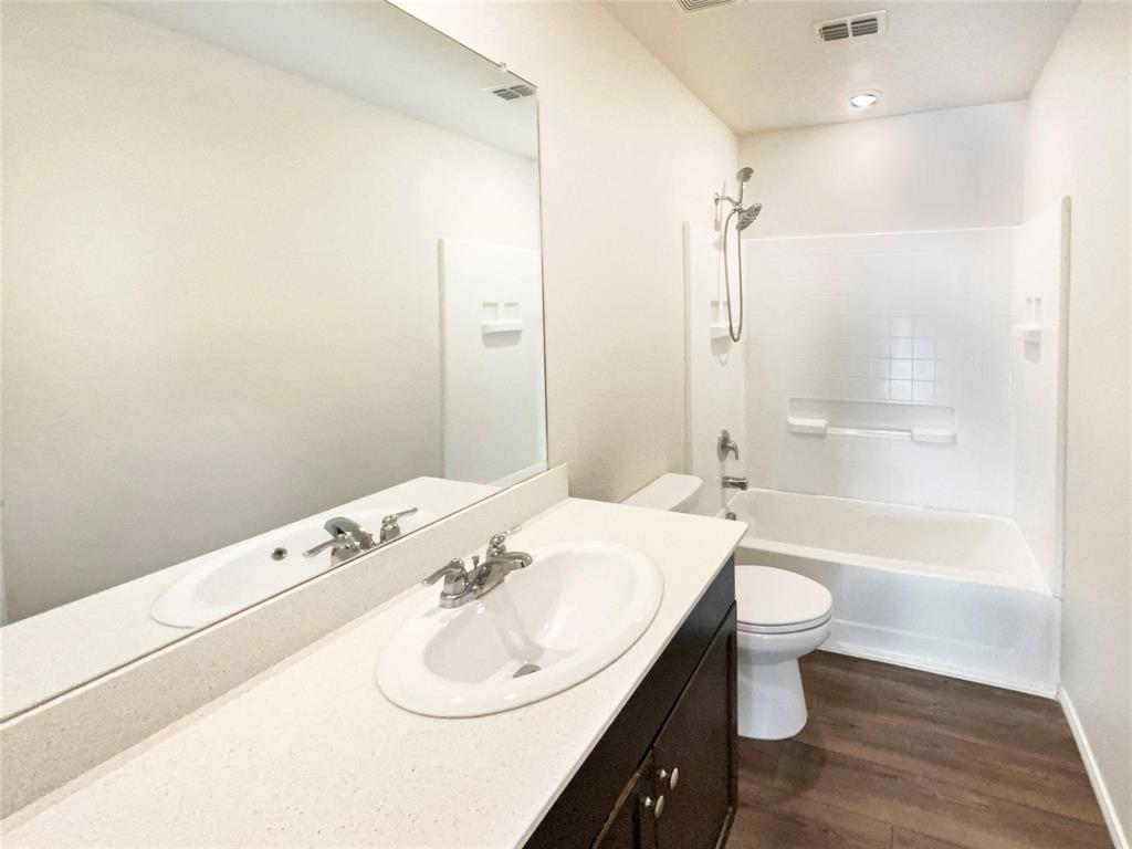 1619 Daunton Drive Property Photo 17