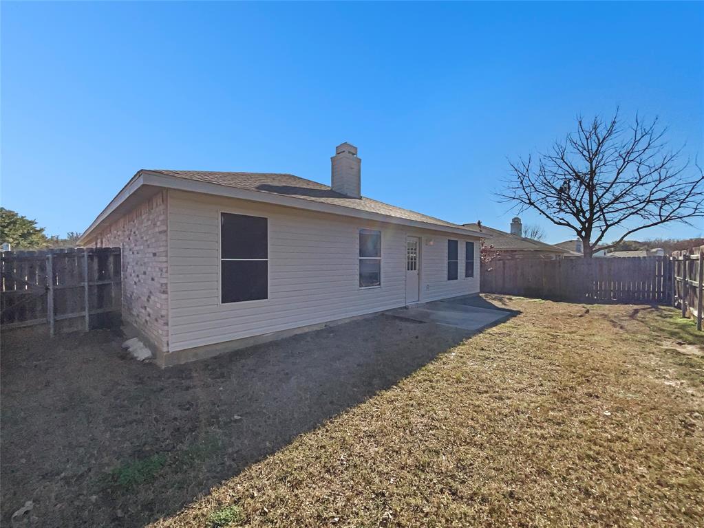 7612 Shoal Bend Property Photo 8