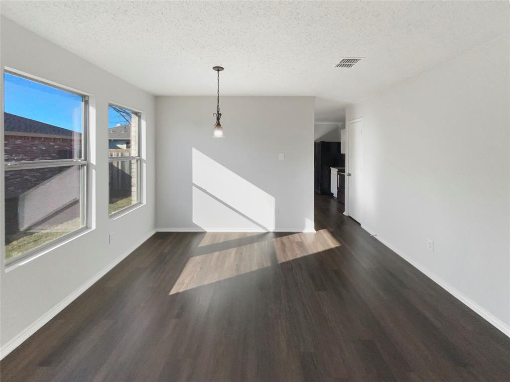 7612 Shoal Bend Property Photo 11