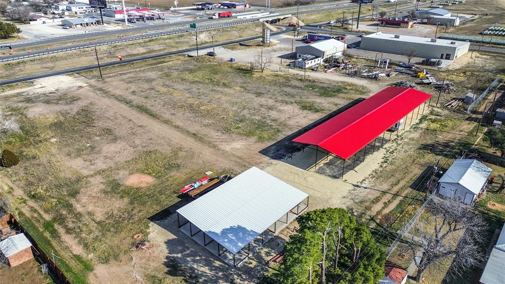 805 S Frontage Road Property Photo 4