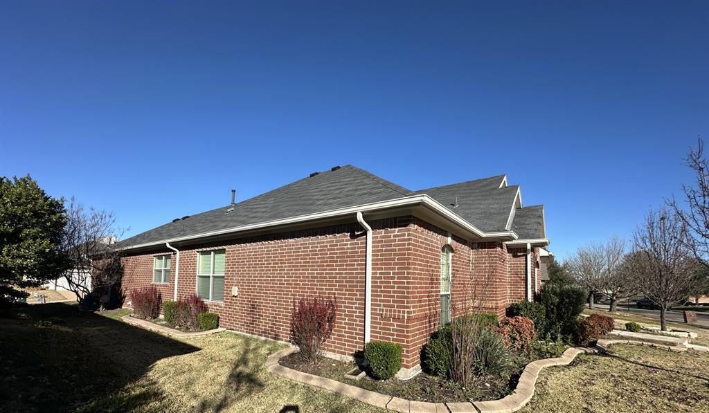 3684 Chestnut Trail Property Photo 3