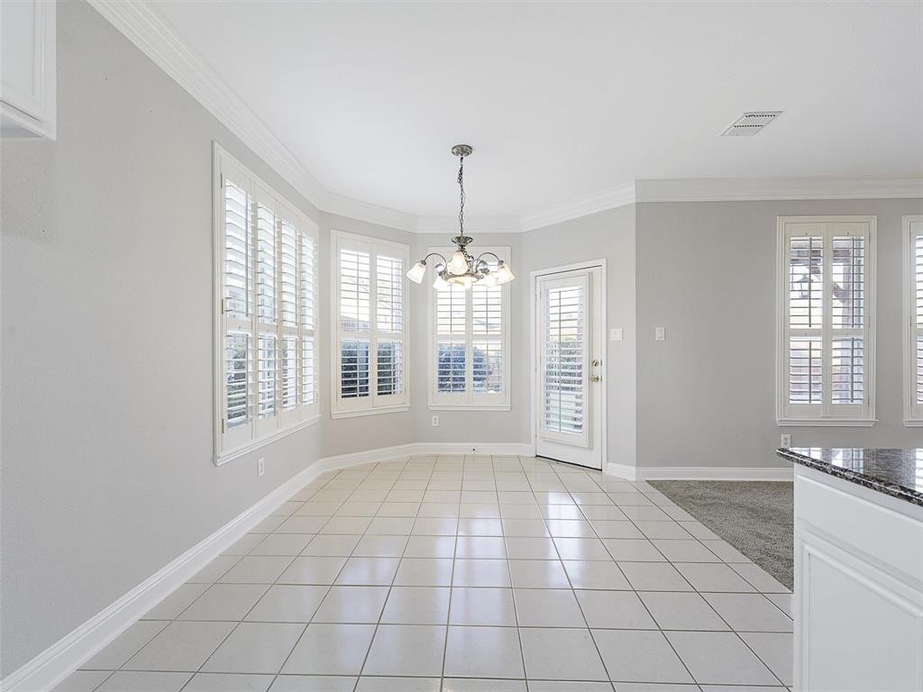 9812 Enmore Lane Property Photo 11