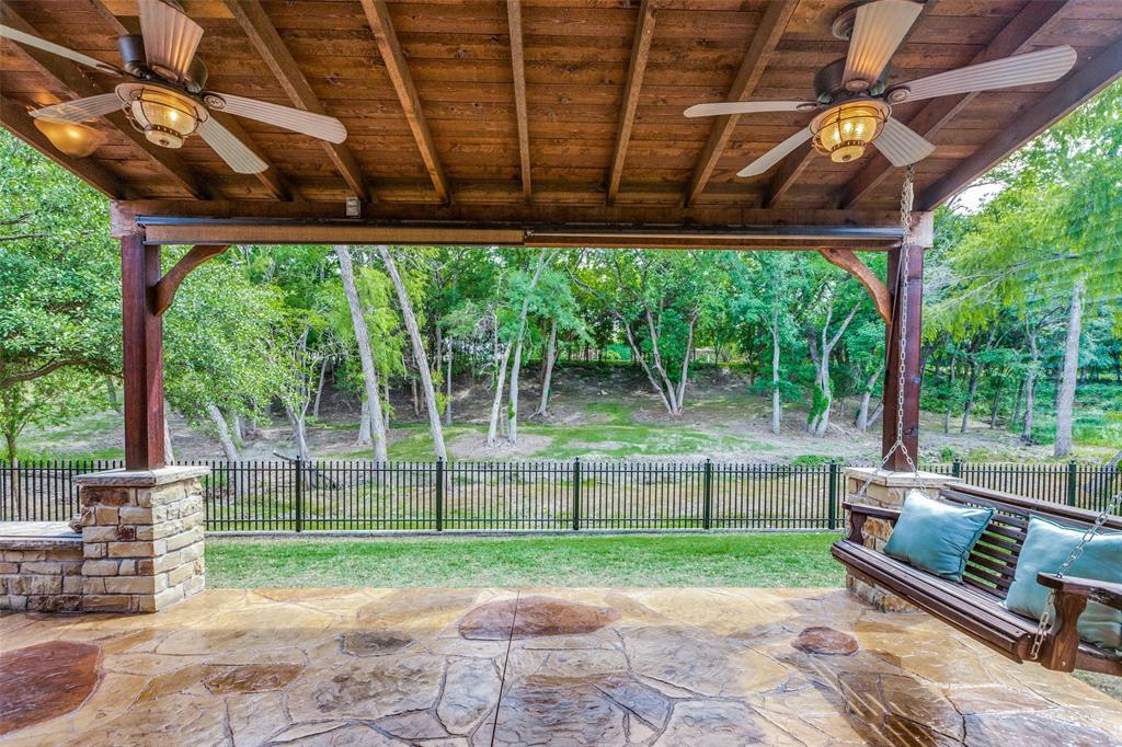817 Rough Way Property Photo 1