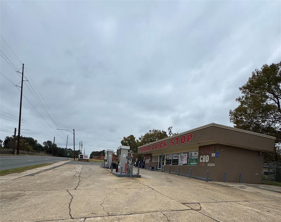 3840 Linwood Avenue Property Photo