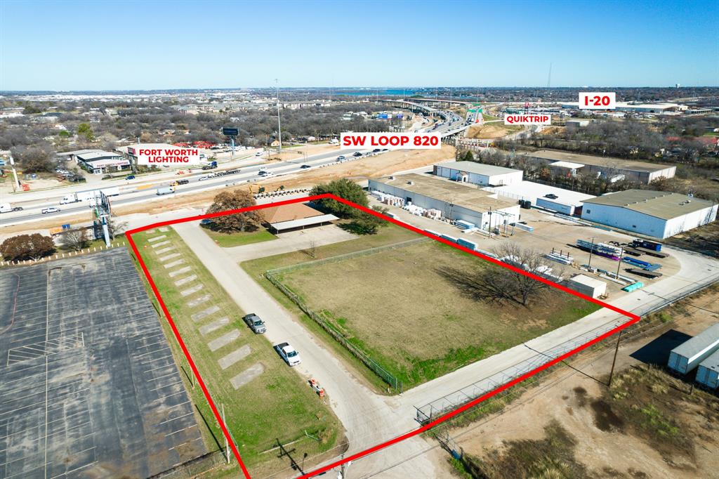 5120 Loop 820 Property Photo 1