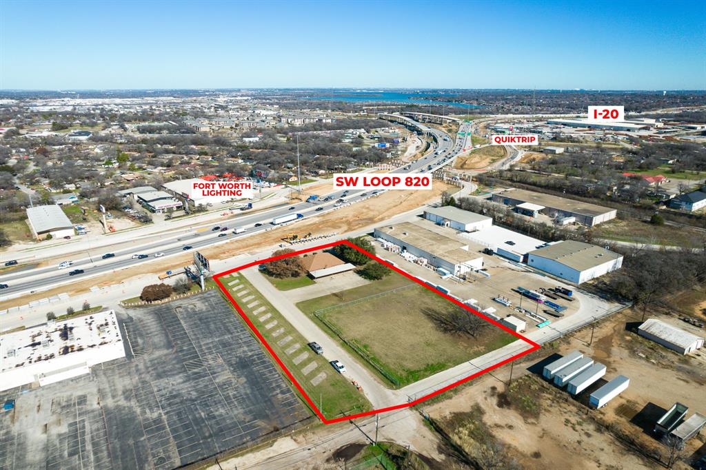 5120 Loop 820 Property Photo 21